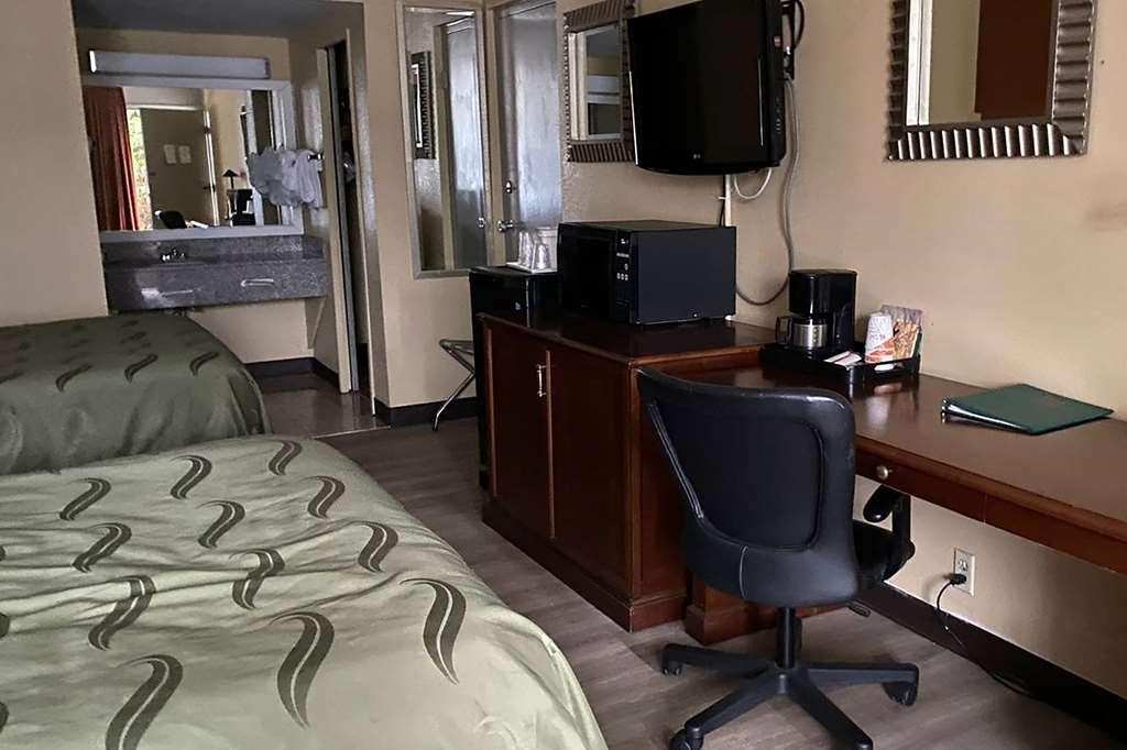 Ramada By Wyndham Rome - Verona Kamer foto